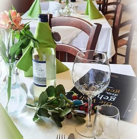 Hotel Café&gästehaus Reichel *